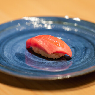 味覚を追求した奥行きのある味わい◆こだわりのシャリと共に堪能
