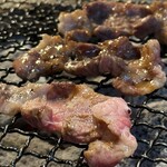 肉焼 ハラミ タン テール 兼条 - 