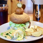 Kaju Burger - 料理写真:チーズカジューセット