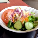 湯河原 魚作 びすとろたぶしぇ - サラダ（アップ）（2025.5）