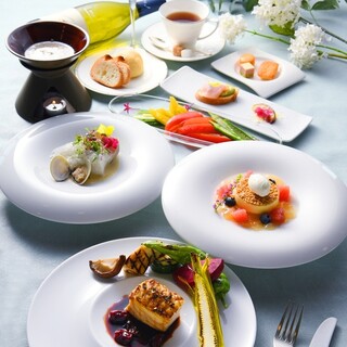 その時季ならではの豊かな旬食材でイノベーティブフレンチを堪能