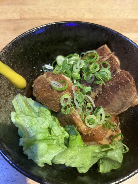 魚と沖縄料理 えっせんす