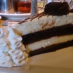 The Cheesecake Factory - 30周年記念チョコレートチーズケーキ