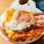 潮騒料理 亢 - 削り立て鰹節のメレンゲ卵かけご飯（アップ）