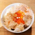 潮騒料理 亢 - 削り立て鰹節のメレンゲ卵かけご飯