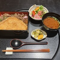 きつね - きつねすき焼き重
