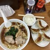 ふうりゅう - ラーメン、餃子五個、無料一口ライス