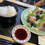 メシヤ ハマビ - 鰤の藁焼きとライス