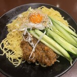 オアシスサウナ アスティル - ジャージャー麺