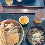 自然薯とそばの店 高尾の桜 - 