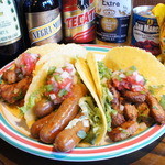 メキシカンフード＆ドリンク ナスカライン - 料理写真:タコス3種