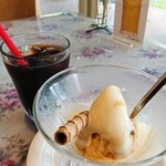 ゴンジーノ - アイス＆珈琲