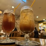 CREPERIE ALCYON TEA TABLE CAFE - 