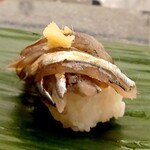 すし辰の立ち食い minamoa店 - 小鰯