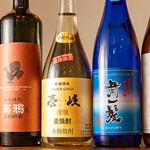 長崎佐世保らーめん 麺処あきら - ドリンク写真:麦焼酎集合
