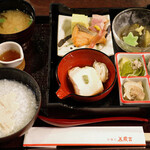 美濃吉 - 朝膳