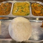 ネパール・インド料理の専門店 ナマステネパール - ダルバート 850円