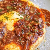ビストロ クレスタ 麻布十番 - スペイン風オムレットルティージャ
                    　　　　～牛すじシェリー煮添え～
