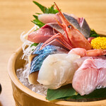 居酒屋 二代目 丸一 - 料理写真:富山湾鮮魚　お造里盛り合わせ