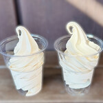 ピネキ - ・ピーナッツソフトクリーム（カップ）　¥470
                                ひと口食べた瞬間に広がる
                                濃厚な落花生の風味に衝撃が走ります！
                                乳脂肪分ひかえめで後味さっぱり
                                しっかりとしたテクスチャーながら口溶けは◎