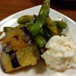 山家 - ④茄子の煮びたし・枝豆・ポテトサラダ