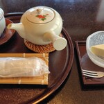 福松荘 - 到着時のチーズケーキ