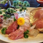 福松荘 - 刺身盛り合わせ　味、本まぐろ、ムツ、メダイ、ハタ、タイ、キンメ