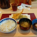 てんぷら 一代 - 1回目の天ぷら(海老天,キス天,茄子天,ピーマン天)が届いたあと (2025.07.07)