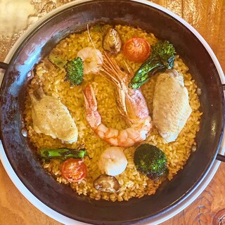 ランチ◆多彩な10種のパエリアとふわふわスフレパンケーキ♪