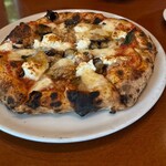 ピッツェリア チッチョ  - 本日のピザ(水牛モッツァレラ)