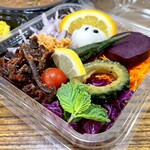 大道CurryChan - ・モリッと野菜は別容器で提供されました