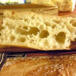 Le Grenier à Pain 18e arr. - 断面です