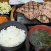 感動の肉と米 新橋店