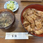 炭焼豚丼 空海 - 