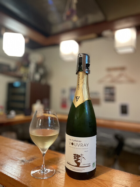 『花鳥風月, 中央にドリップコーヒー』『異世界海浜町』※2点 花鳥風月, 中央にドリップコーヒー』『異世界海浜町』※2点 春風