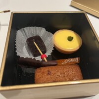ブラン ルージュ - 