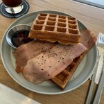 SCHOOL BUS COFFEE STOP - 