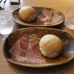 La Prima Pagina - 自家製パン＆生ハム♪