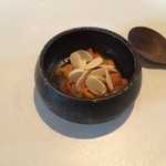 Noma - ノルウェイの雲丹と生アーモンド