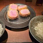 とんかつ ここまでやるか。 - 