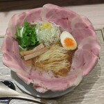 醤油らーめん ピース - 