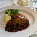 37 Steakhouse & Bar - 