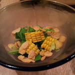 たるたる - 月替わりの素材をトッピングしたサラダ