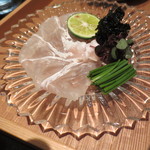 日本料理 晴山 - こちらは敦賀の真子鰈。有明の海苔が添えられて。