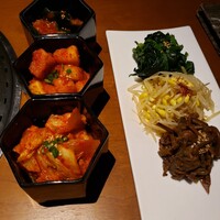 蕃 YORONIKU - 