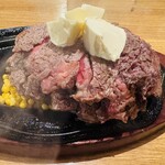 ステーキハウス アパッチ - アパッチステーキ700g（ベリーレア・マスターカット）02