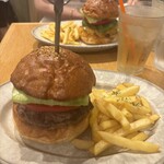 No.18 - スタンダードバーガー　プラスポテト