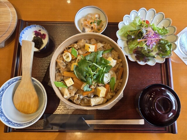 kinkei ラウンジ/ダイニング （キンケイ）のご予約 - 信濃町/洋食