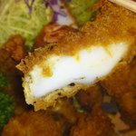 とんかつ太郎 - 薄いサクサクの衣に　柔らかなイカ