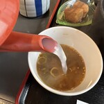 二八そば 一貴 - たっぷり貰えるので、つゆ完飲できます。